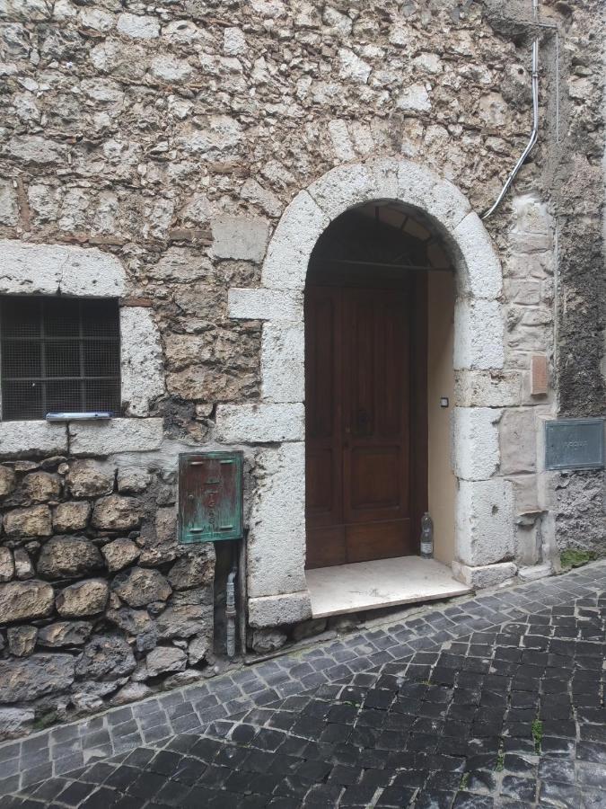 Casa Porta San Francesco Bed & Breakfast Alatri Екстериор снимка